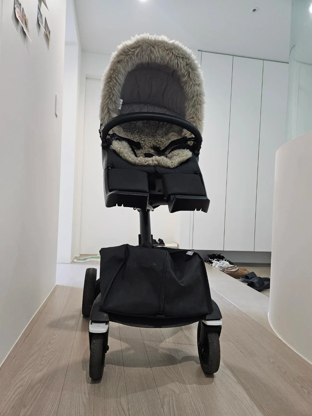 스토케 익스플로리 V6 디럭스 유모차 판매 (윈터키트 / 병풍커버 포함 풀구성)(네고환영)