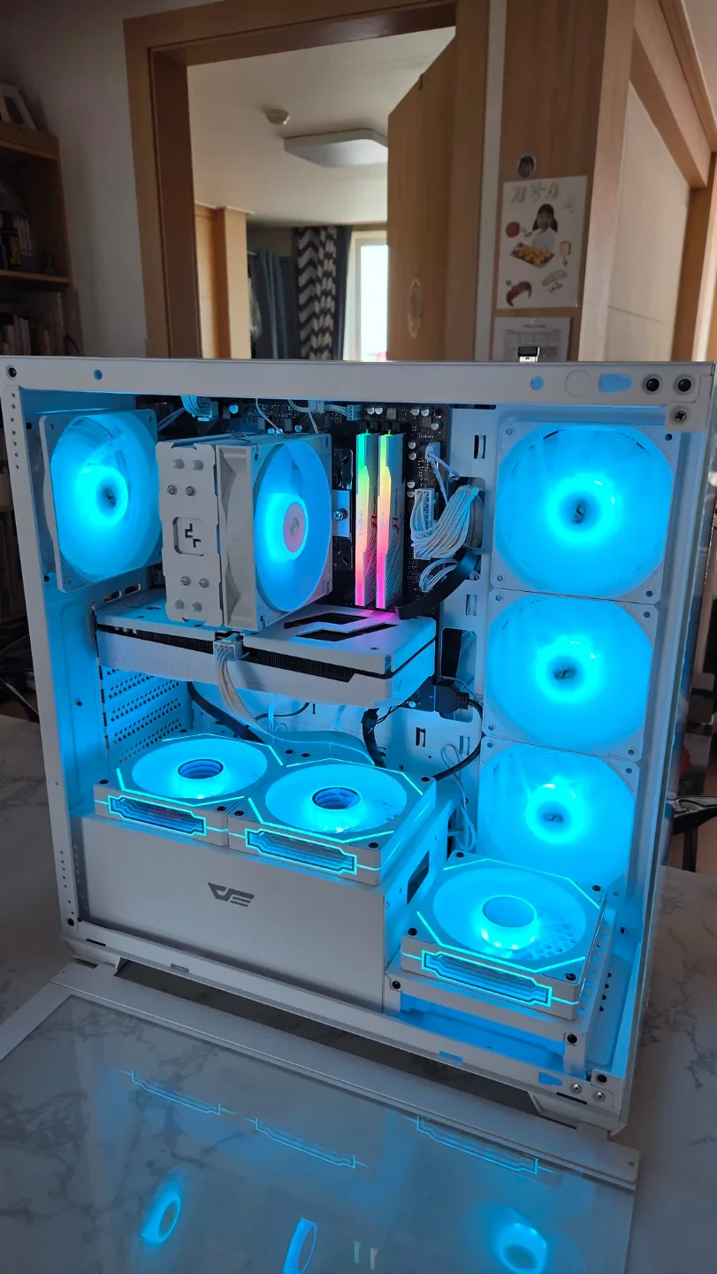 AMD 9600 + RTX 5060 Ti 게이밍 데스크탑 S급