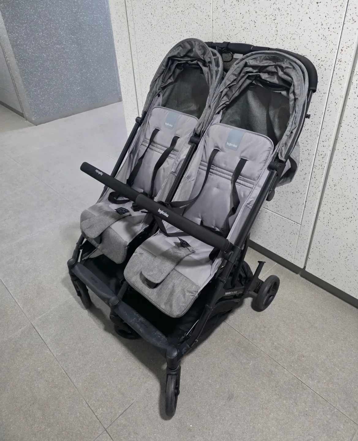 잉글레시나 트윈스케치 쌍둥이 유모차