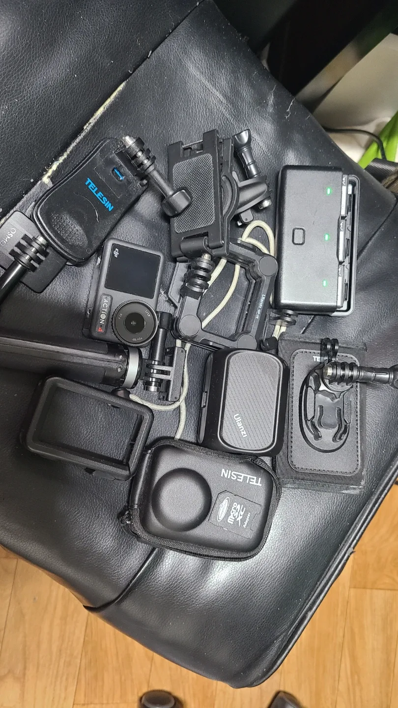 Sss급)DJI 오즈모액션 4 카메라 + 액세서리세트