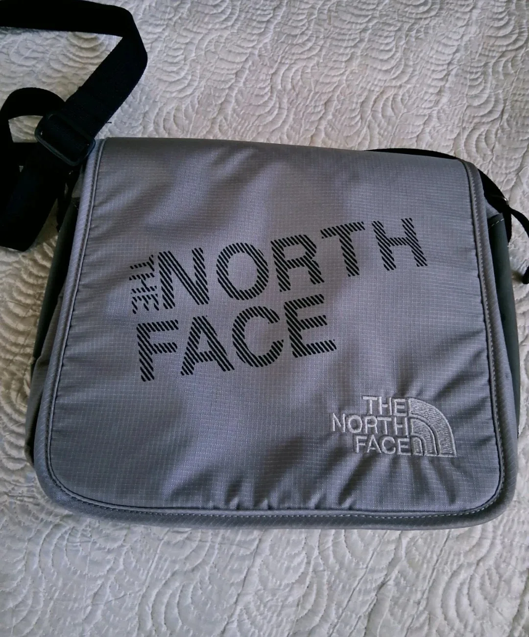 노스페이스 크로스백