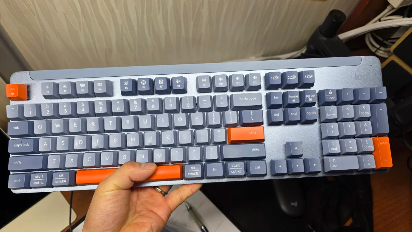 로지텍 K865 블루투스 키보드