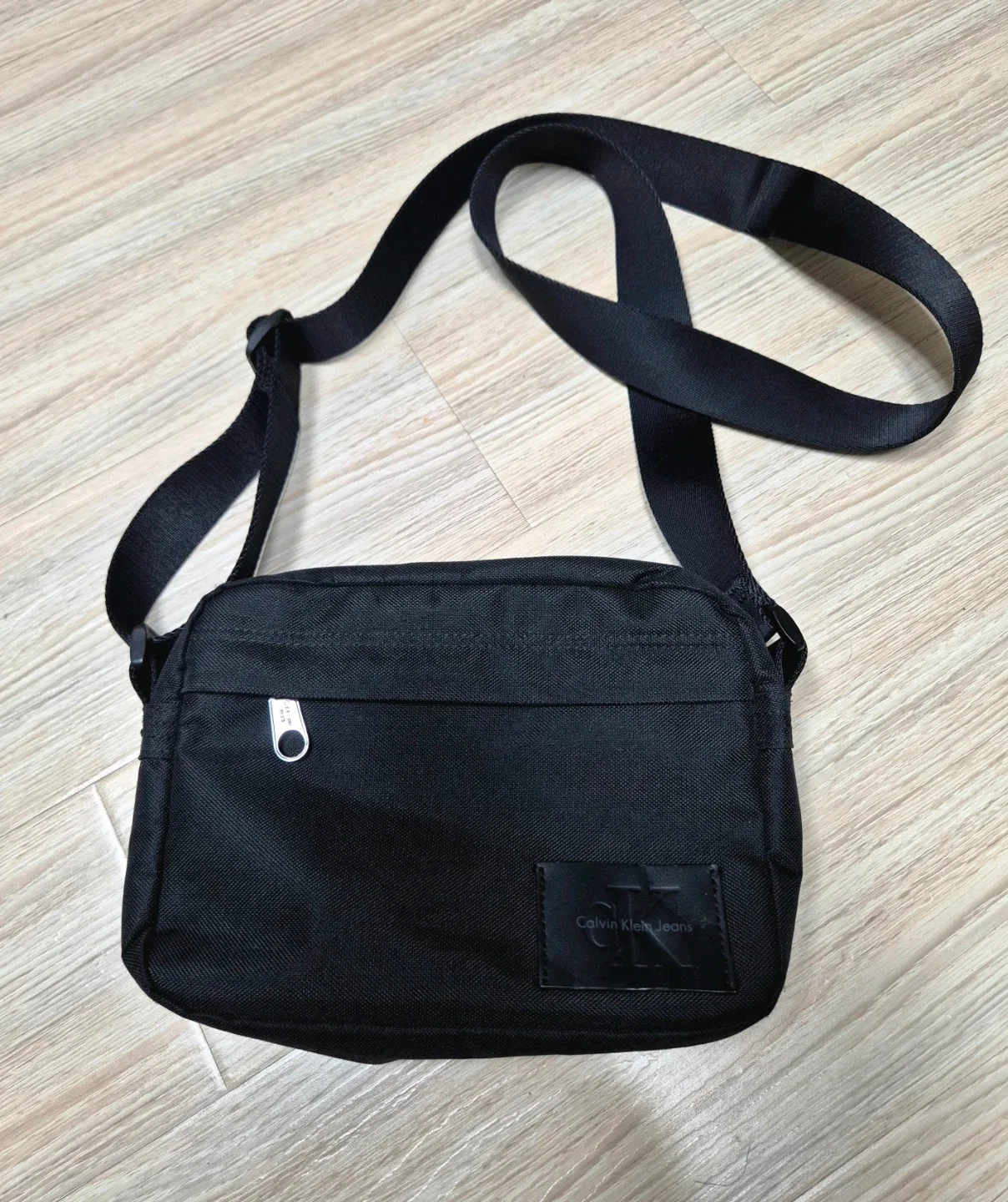 캘빈클라인 크로스백