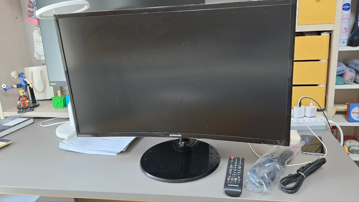 삼성 커브드 모니터 27인치 LV27F395F