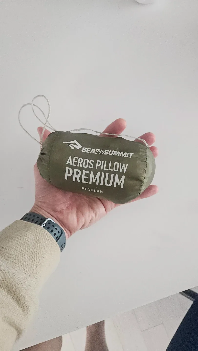 씨투써밋 에어리스 프리미엄 필로우 레귤러, 캠핑베개입니다.