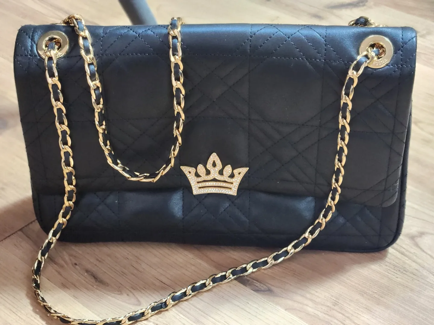 제이에스티나 퀼팅 블랙 체인백