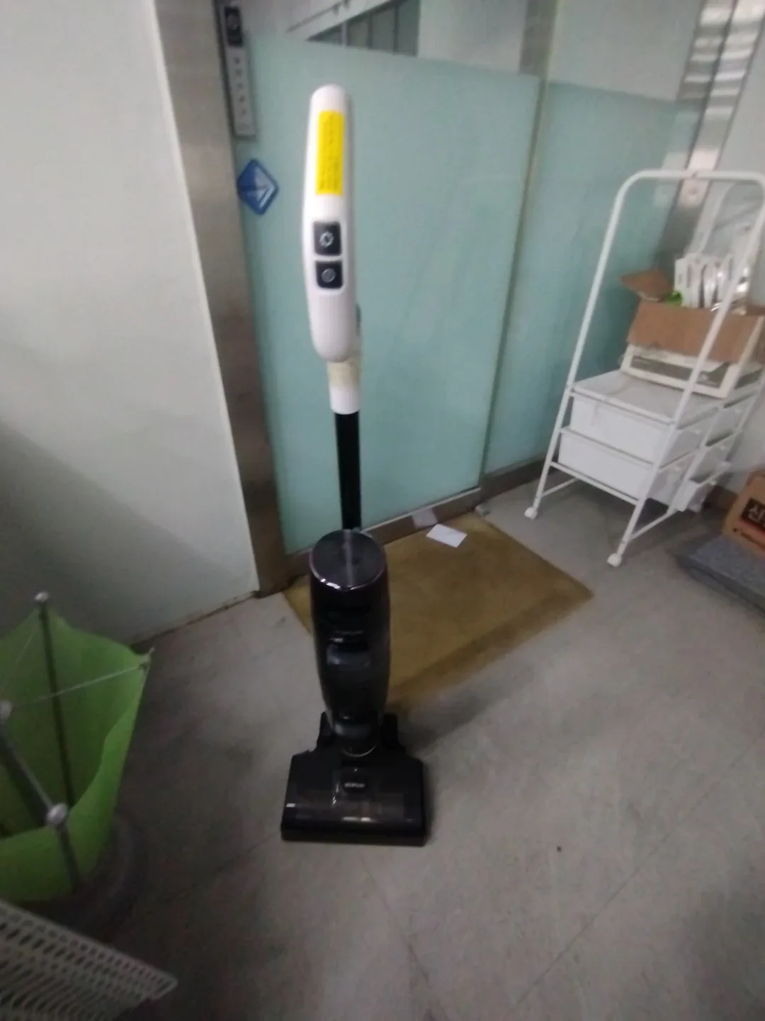 미홀 아쿠아 청소기 H17 Pro 물걸레 겸용