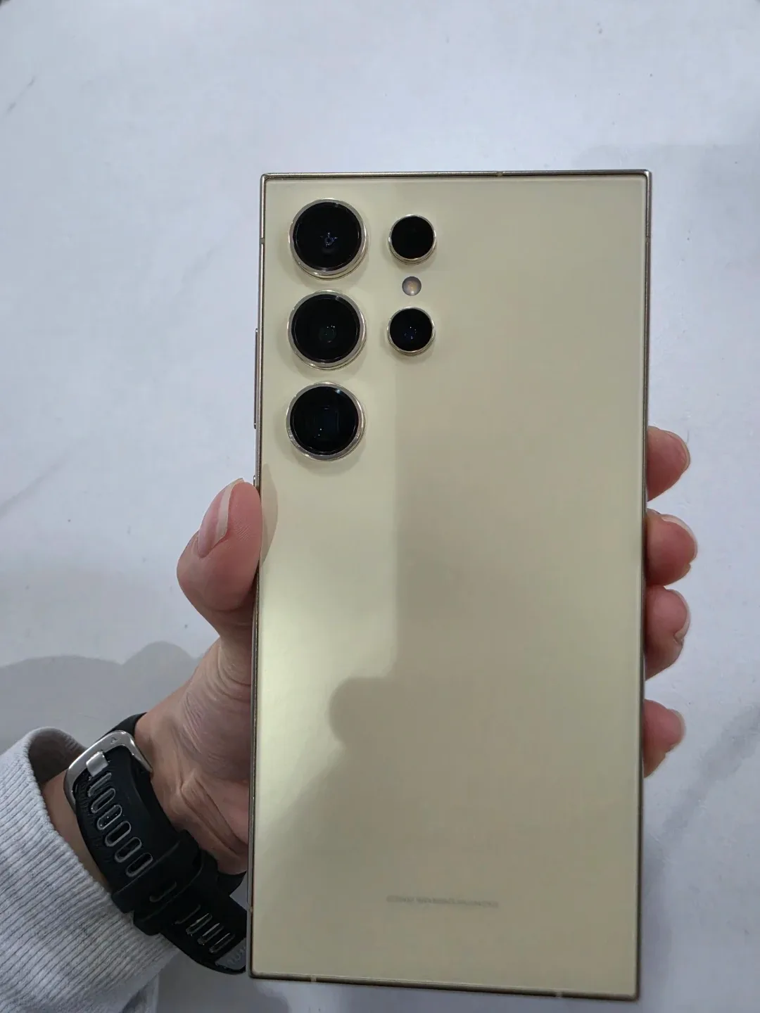 갤럭시 S24 울트라 256GB 크림