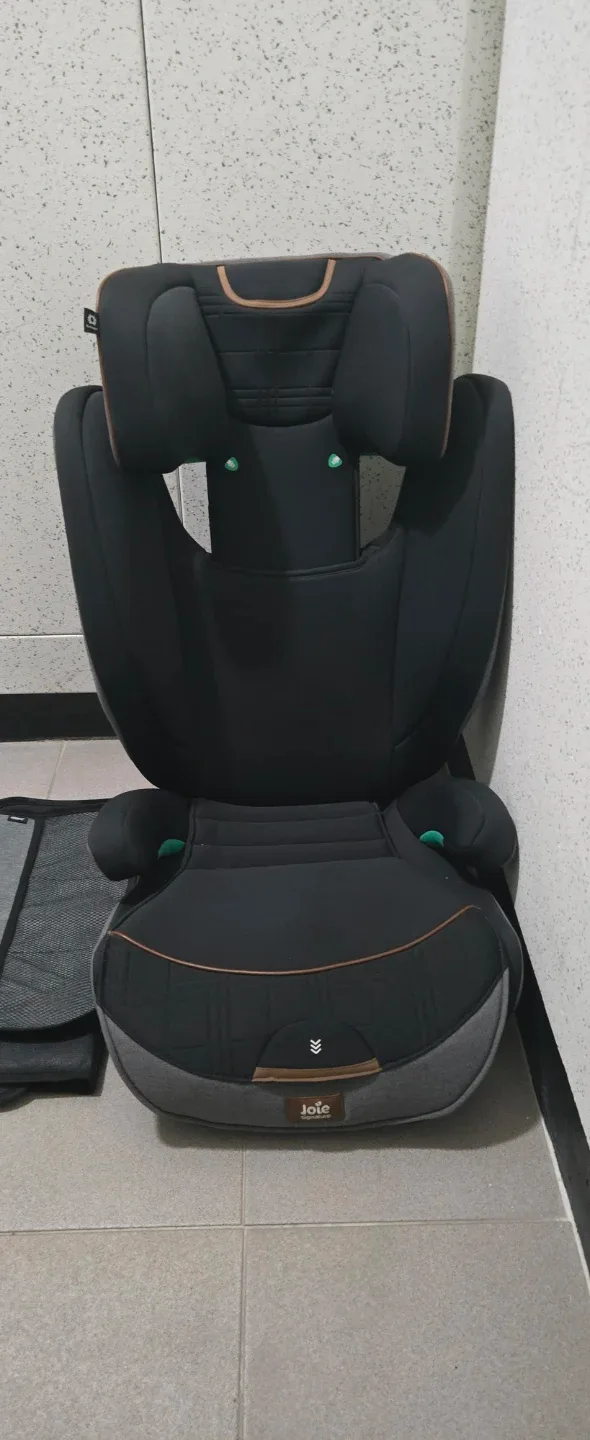 조이 아이-트래버 시그니처 주니어 카시트