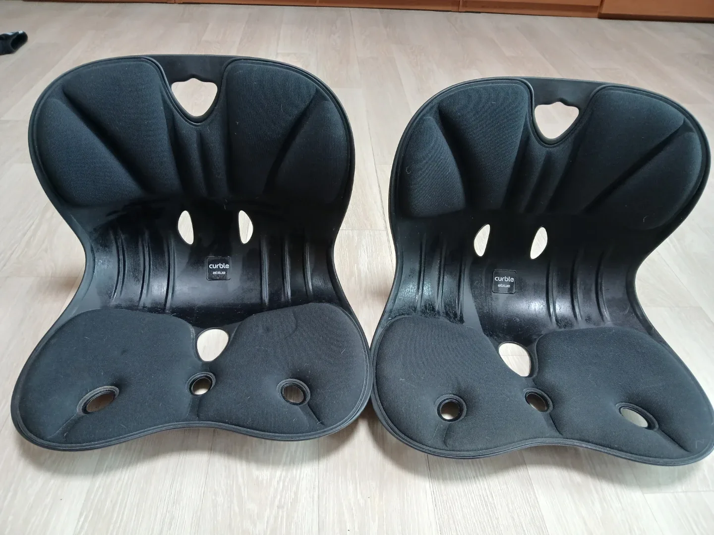 커블체어 에이블 블랙 2개