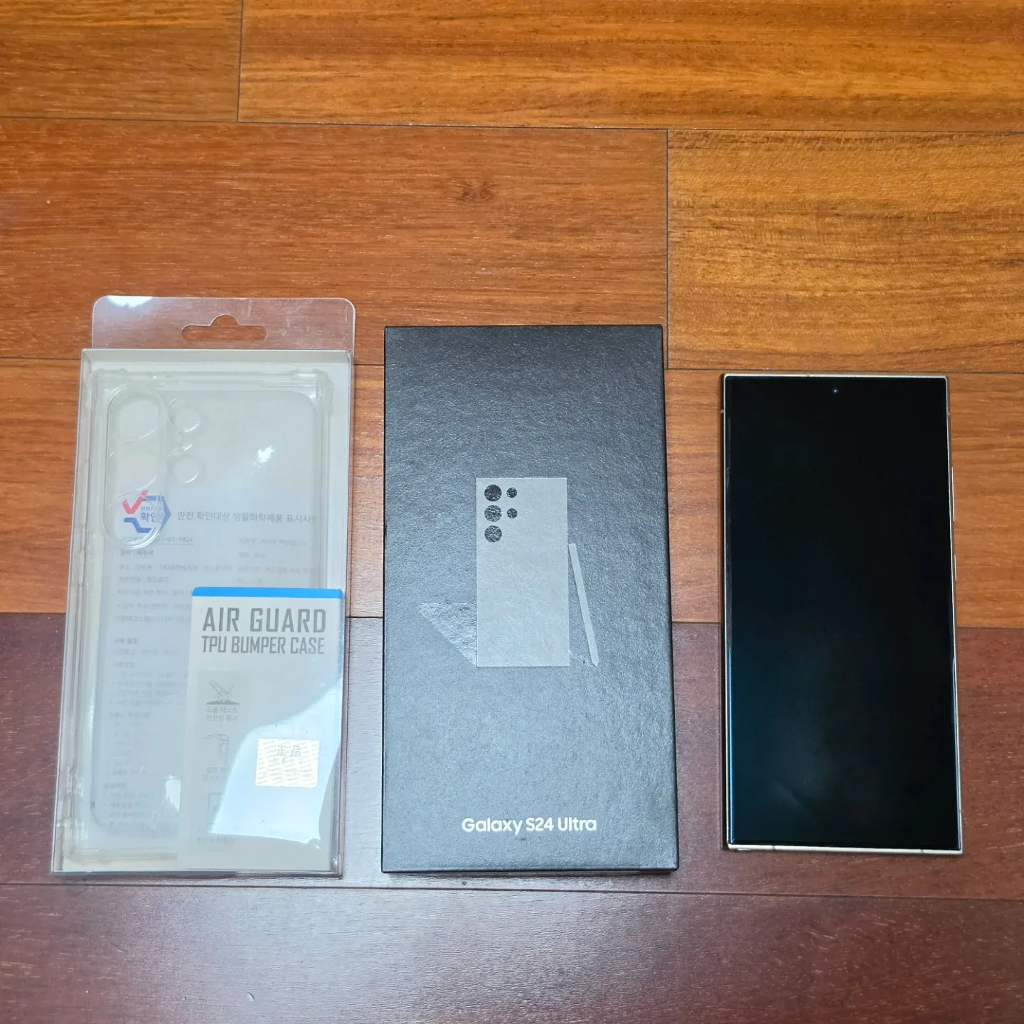 갤럭시 S24 울트라 티타늄 그레이 256GB 판매 합니다. (SKT)