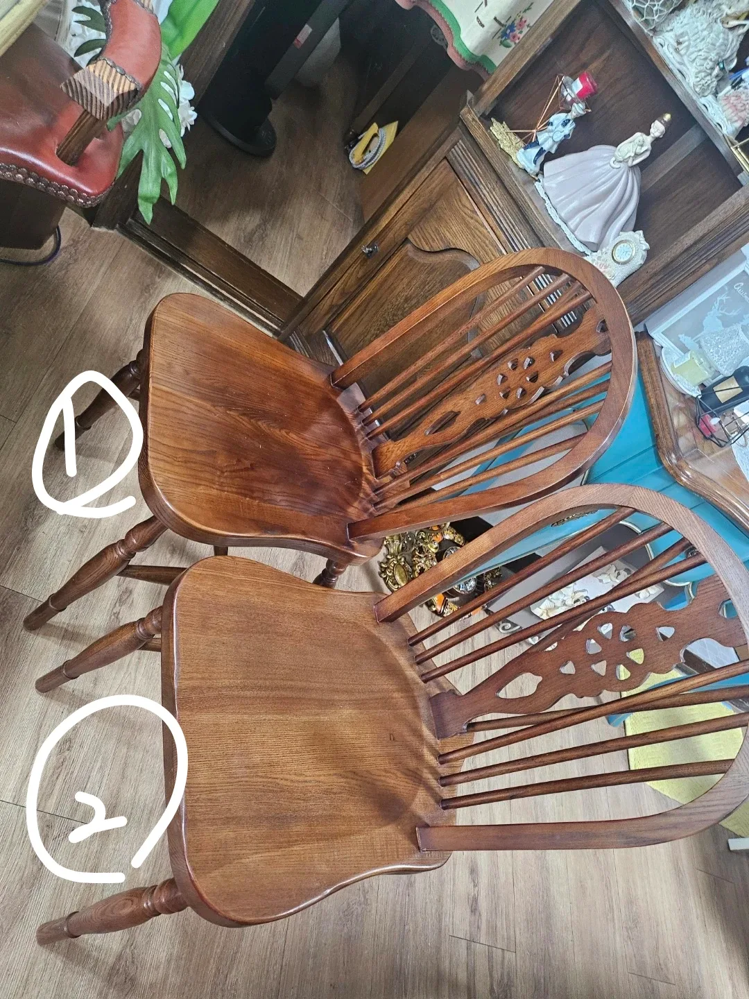 원목 엔틱 의자 2개