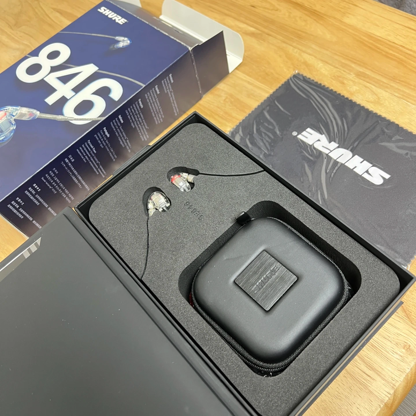 ๐Shure ์์ด SE846 CL BT1 ๊ฑฐ์ ์์ํ ํ๋ฐ์ค ํ๋๋ค