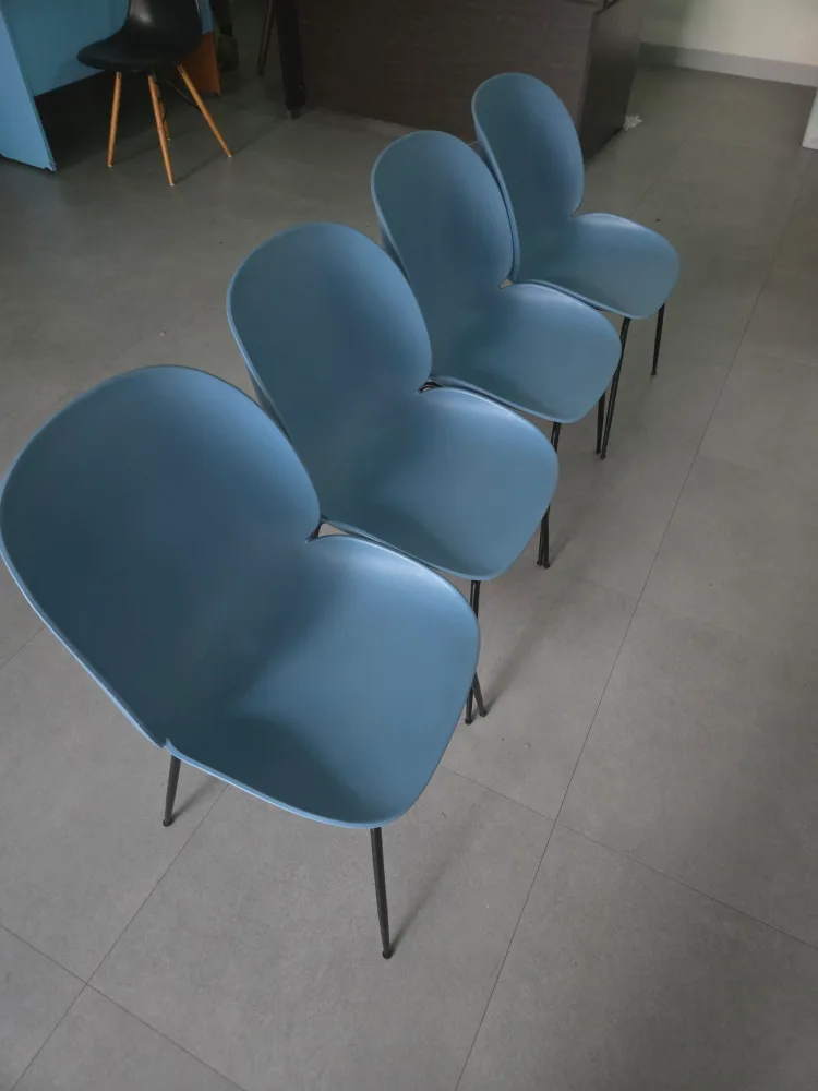 파란색 심플 의자 4개 일괄 판매 급처