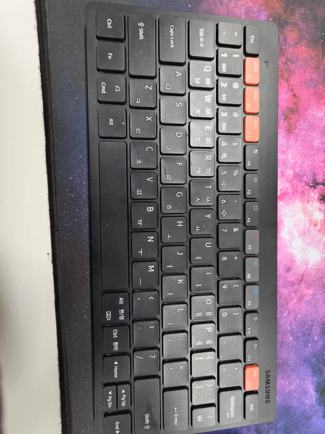 삼성 trio500 키보드 & 로지텍 M350 PEBBLE 마우스