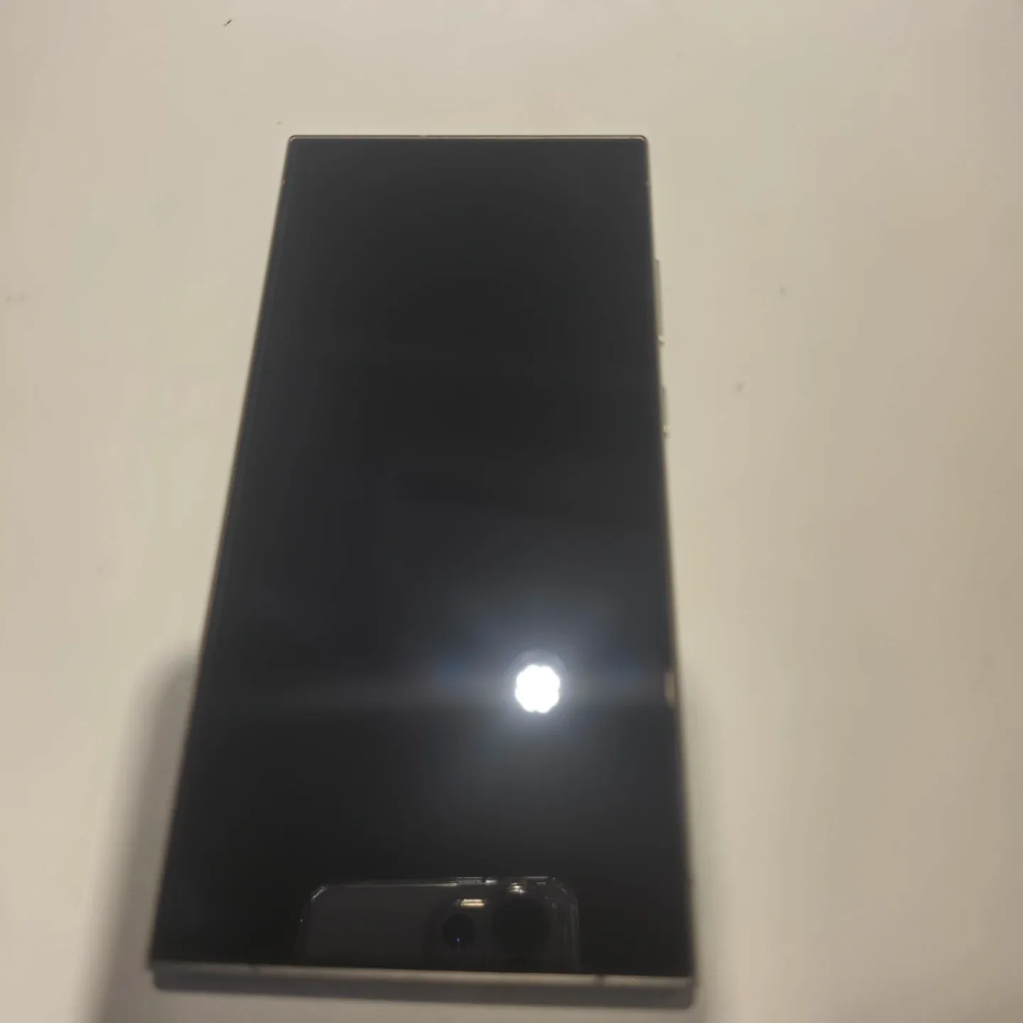 갤럭시 S24 울트라 512GB 티타늄 그레이 팝니다