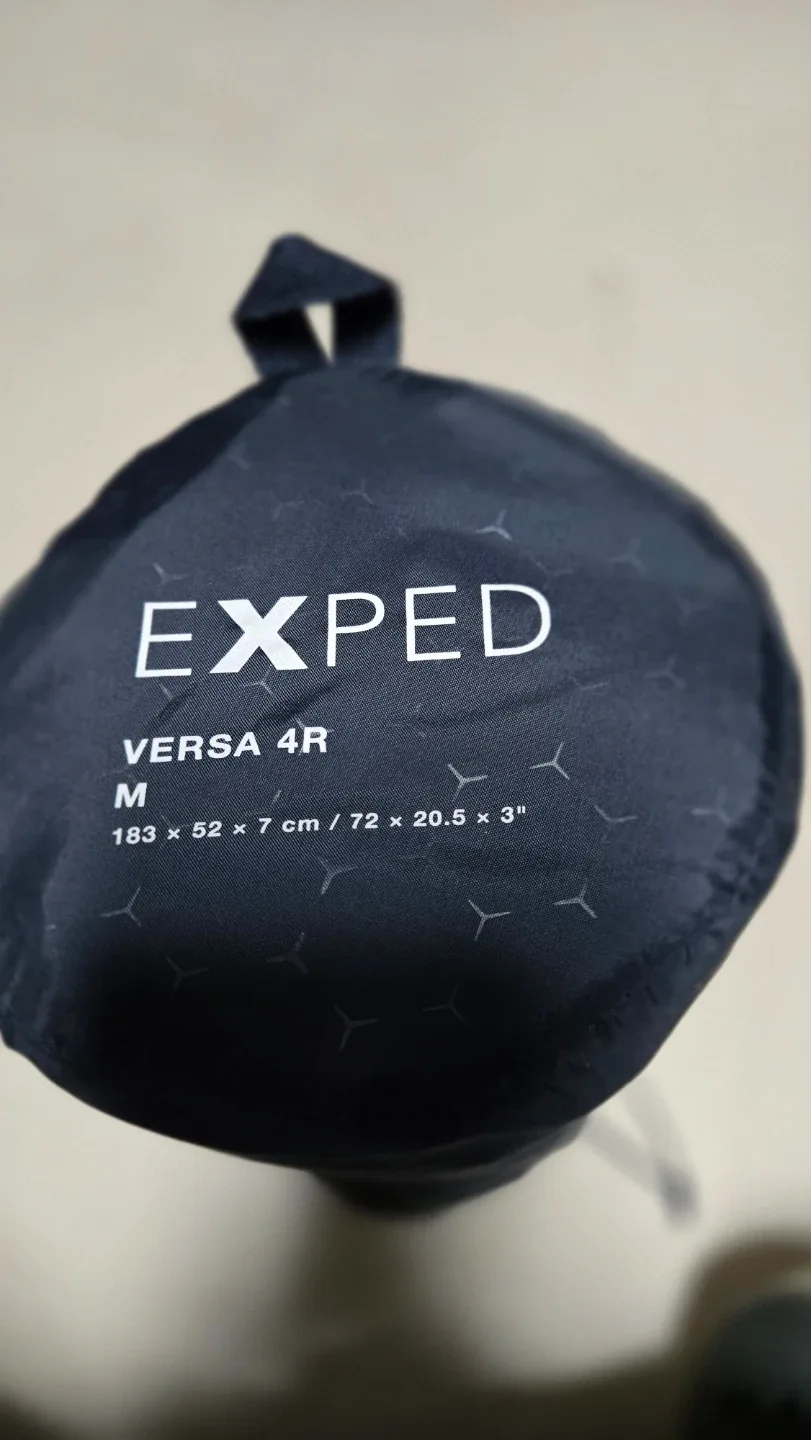 익스페드 VERSA 4R M 캠핑 매트