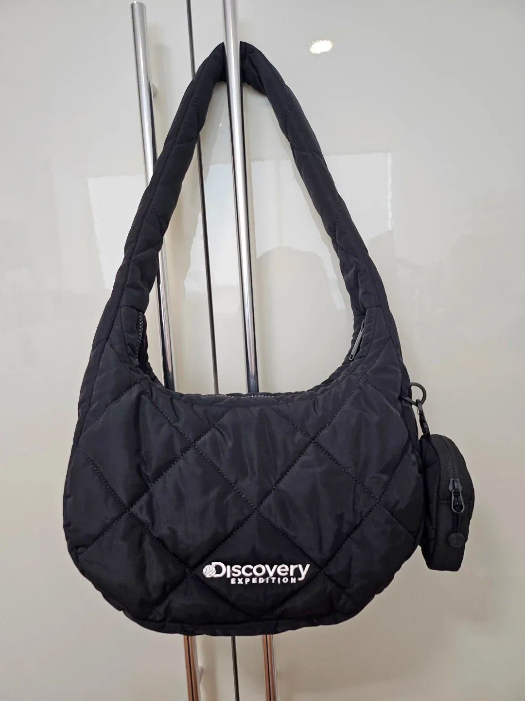 디스커버리 퀼팅 숄더백