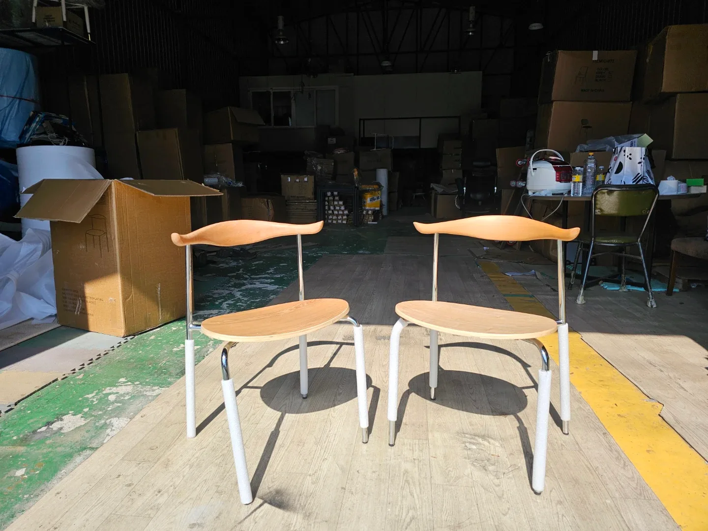 칼한센 스타일 CH88 원목 의자