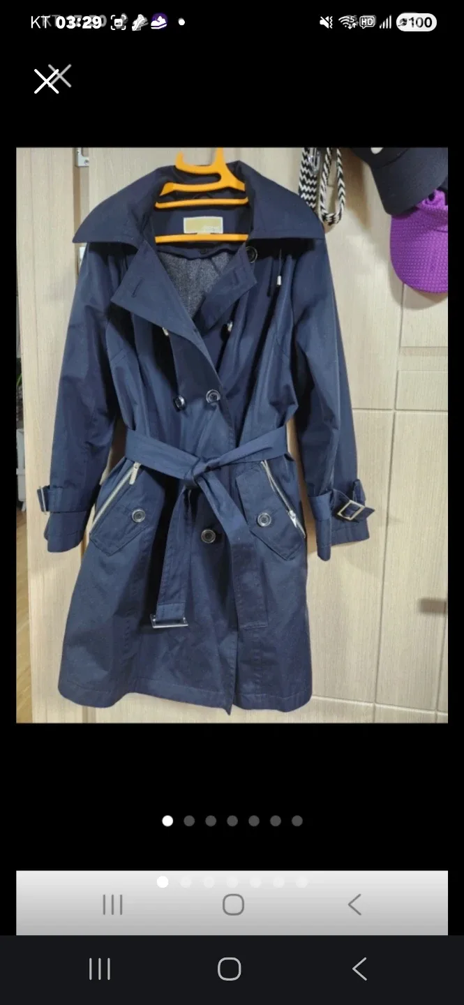네이비 트렌치코트