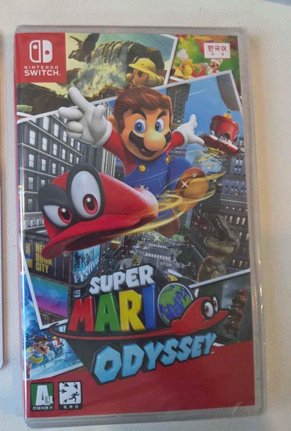 닌텐도 스위치 마리오오디세이 sss급 판매합니다.