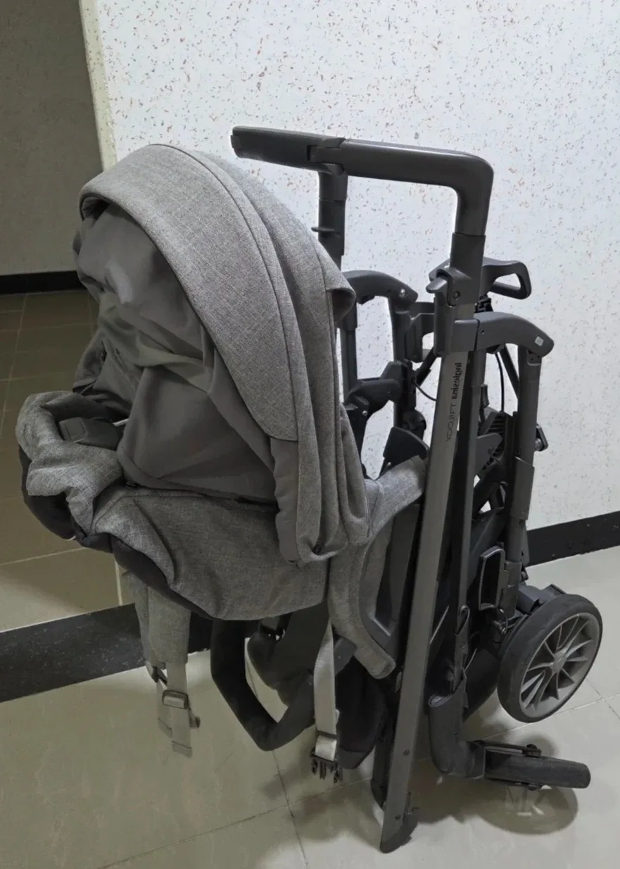 잉글레시나 트릴로지 디럭스 유모차