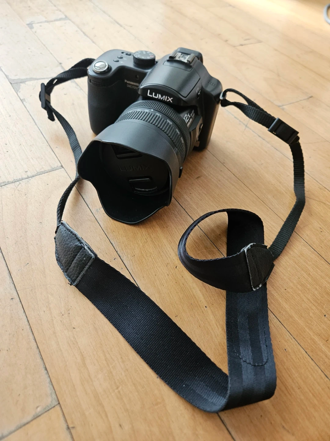 파나소닉 루믹스DMC-FZ50 디지털 카메라