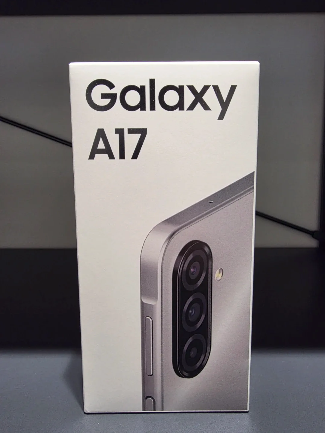 갤럭시 A17 미개봉 개통 단말 판매합니다