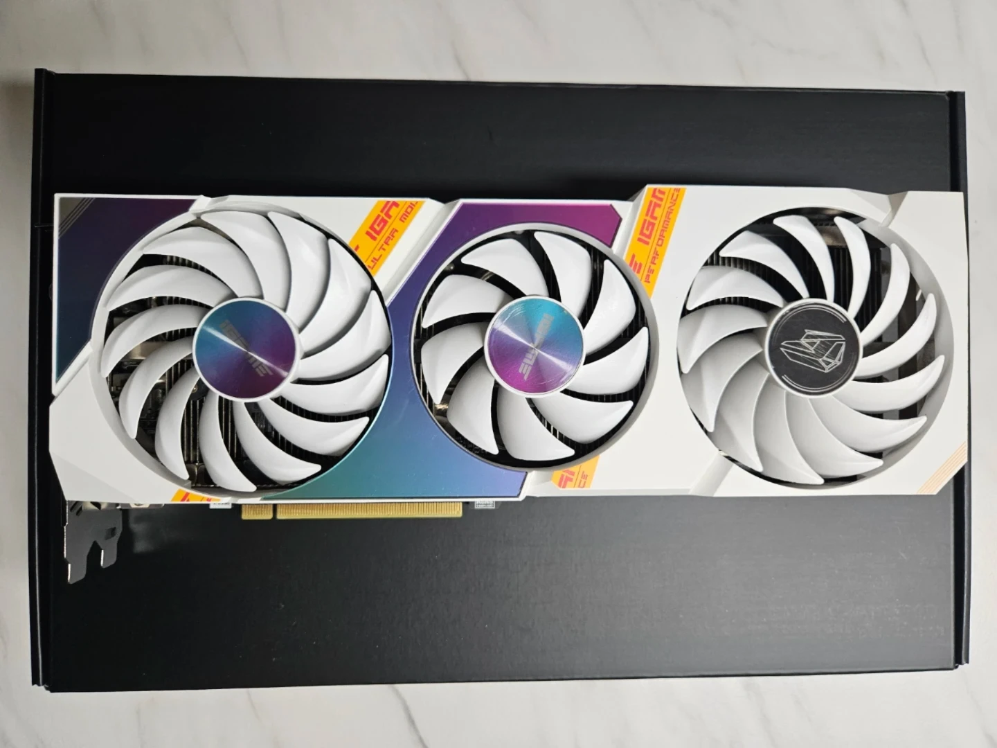 컬러풀 iGame RTX 3060 Ti Ultra OC D6 8GB 256-bit 화이트 감성 끝판왕! | 디지털기기 | 당근 중고거래