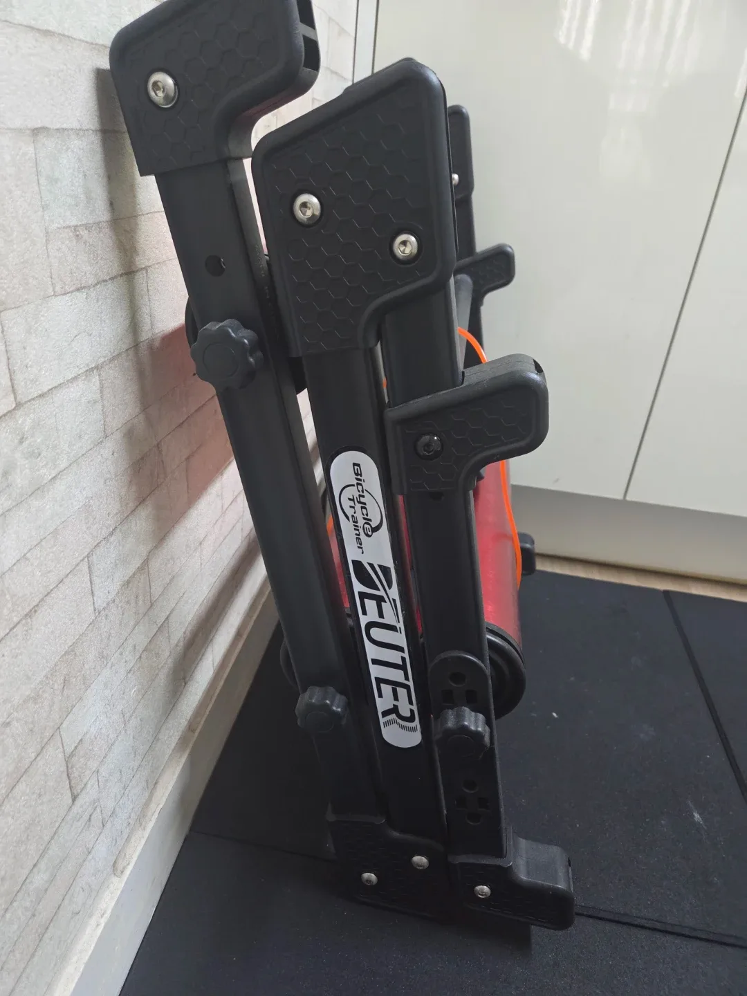 듀터 평로라 자전거 트레이너