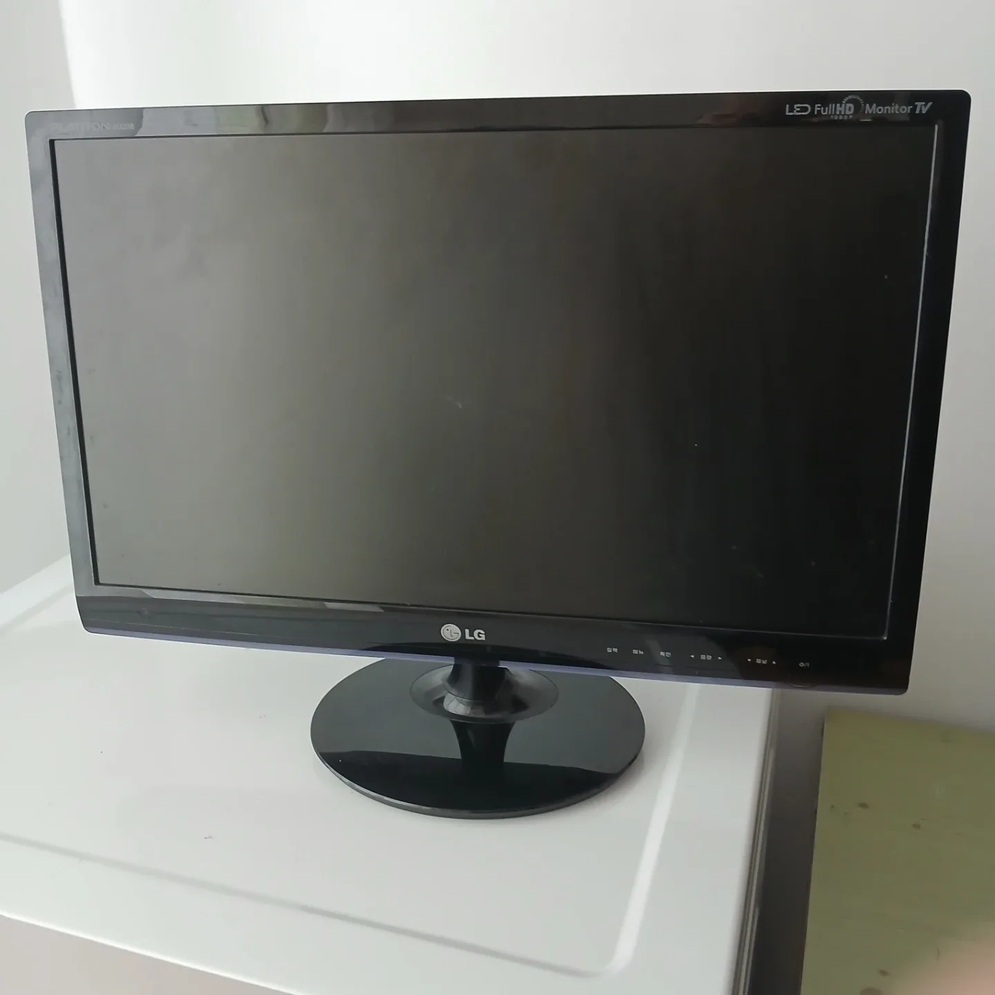 LG Flatron M2380D 23인치 모니터겸TV