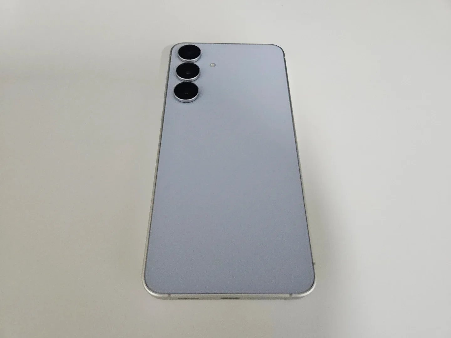 갤럭시S25FE 블루 256GB (최초통화 25년9월) 정상해지 공기계