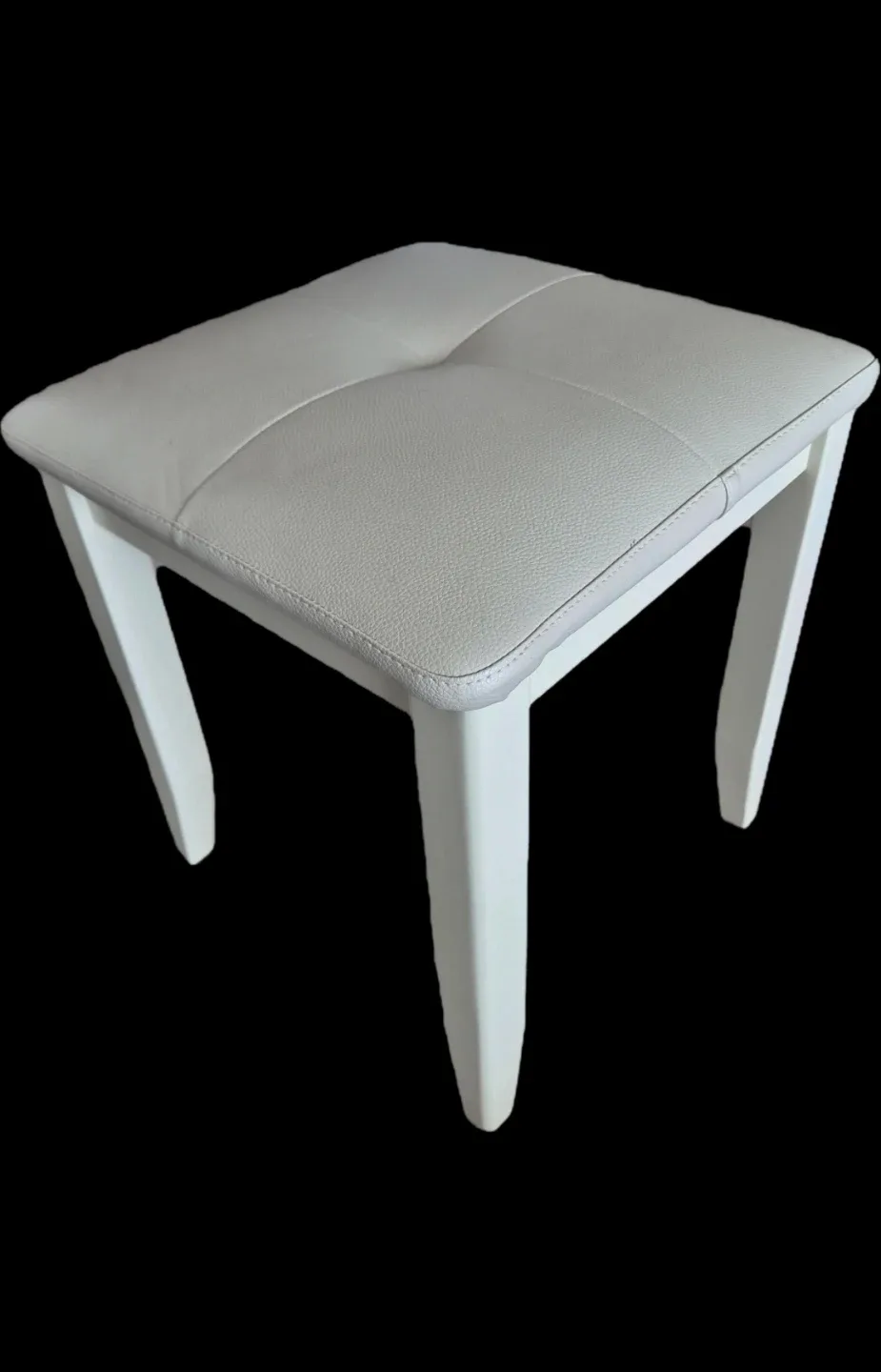 화이트 가죽 스툴/보조의자 판매합니다.