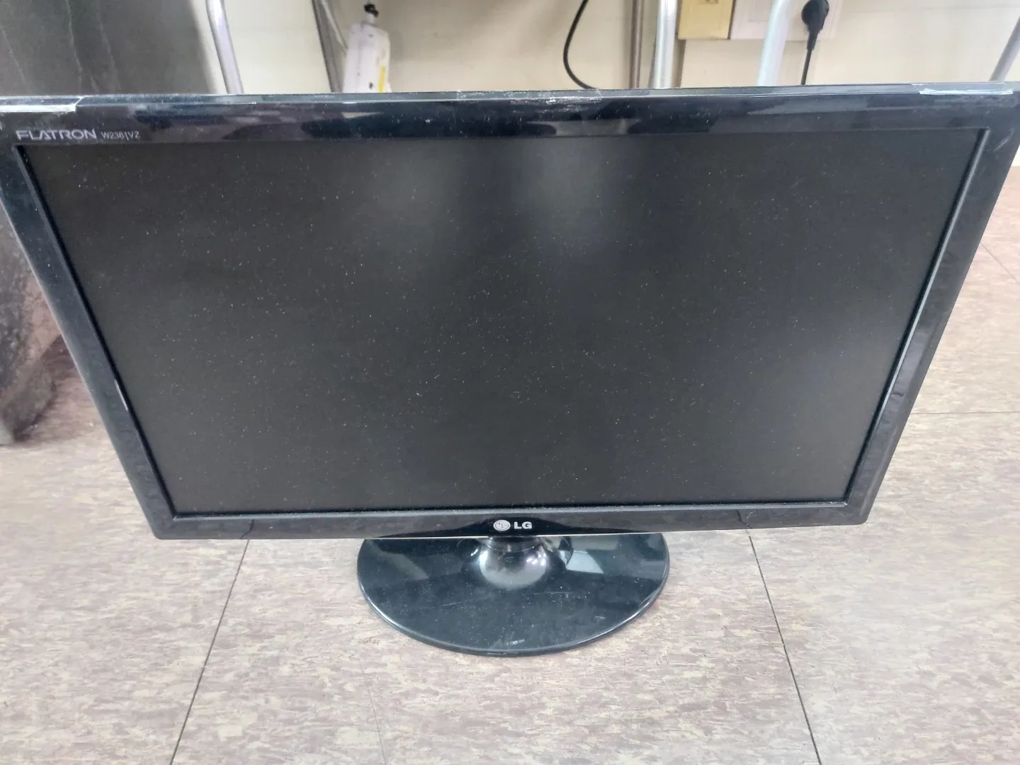 LG Flatron W2361VZ 23인치 모니터