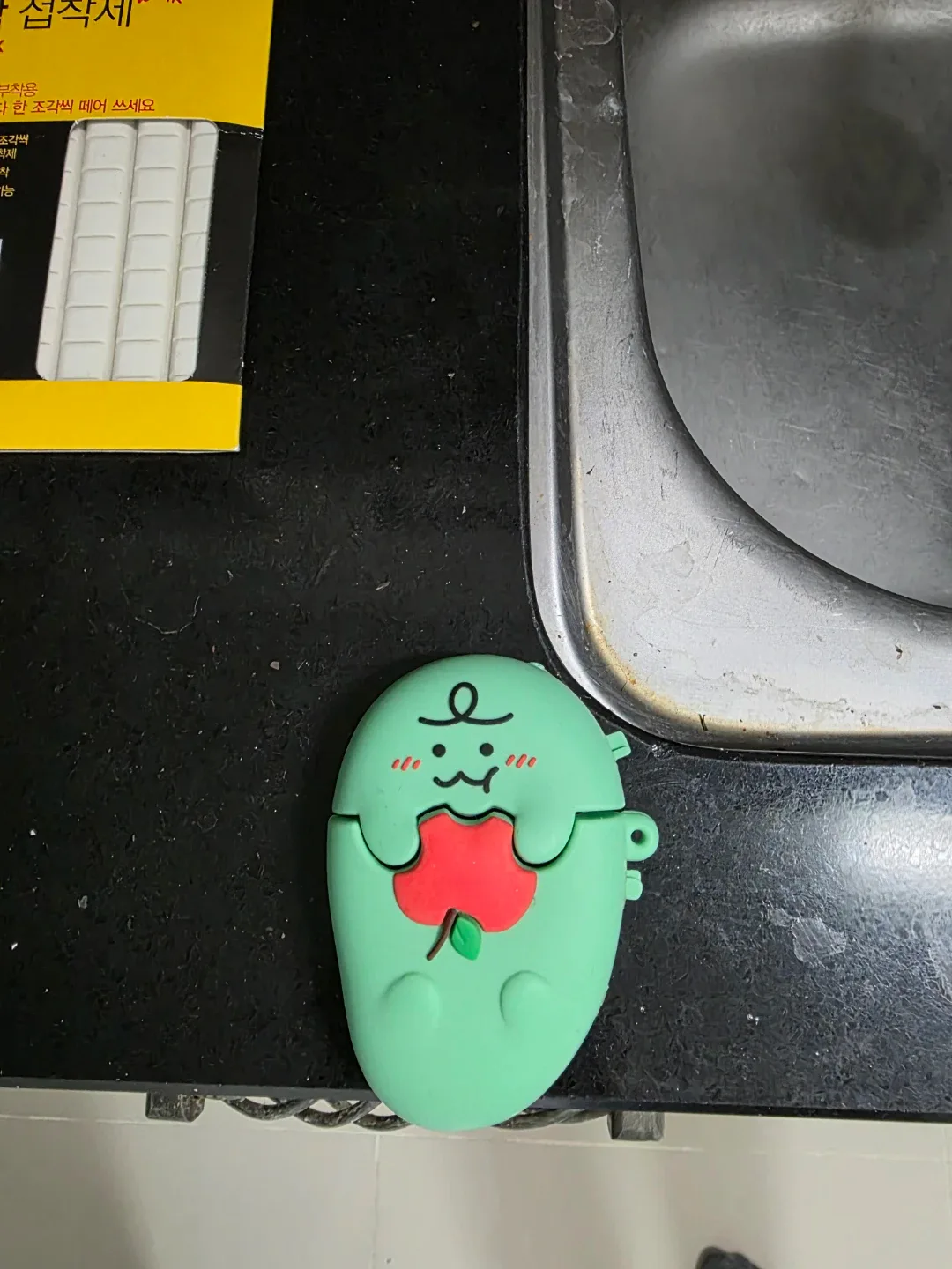 죠르디 에어팟 2세대 케이스 팔아요