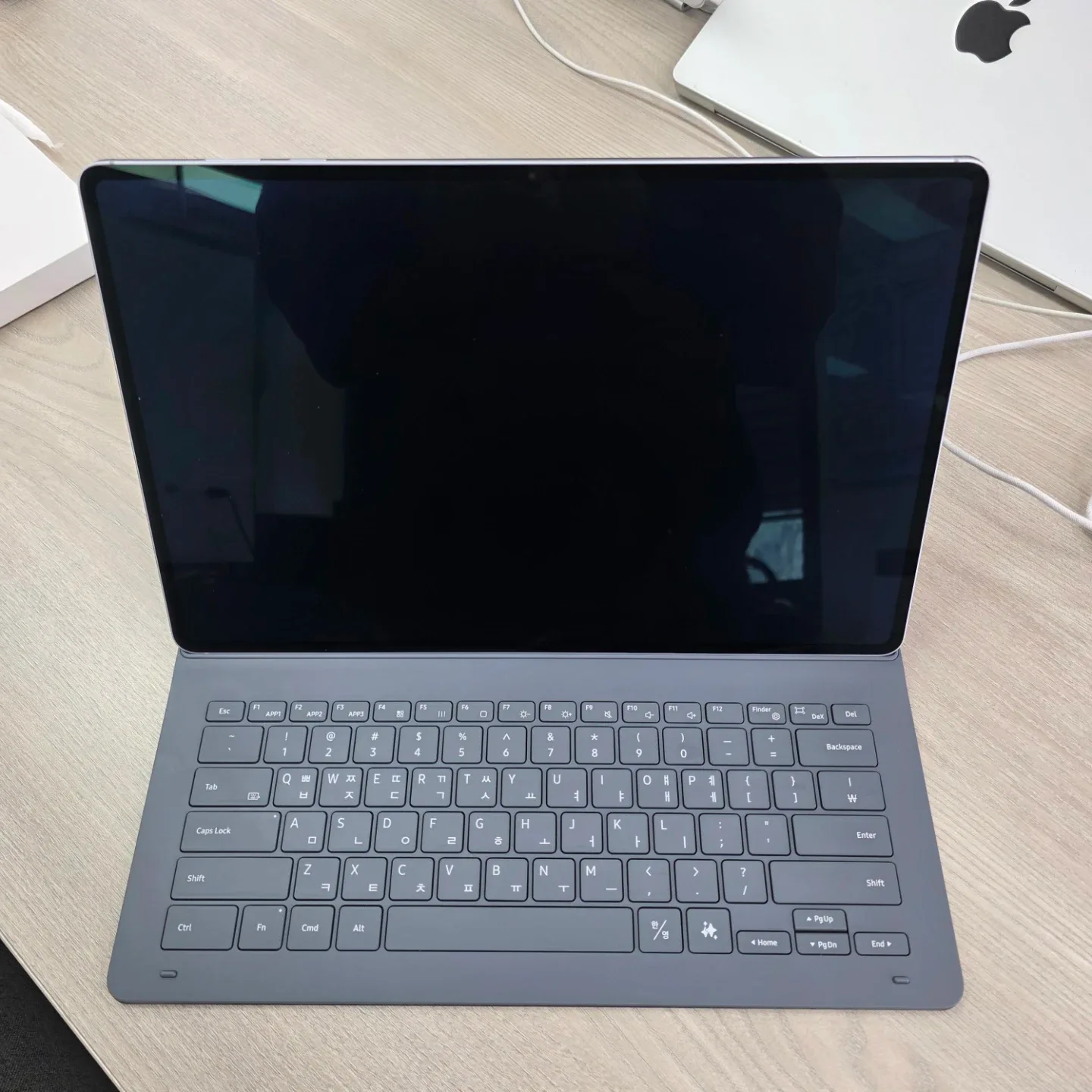 갤럭시 탭 S11 Ultra 실버256 와이파이 + 키보드 커버