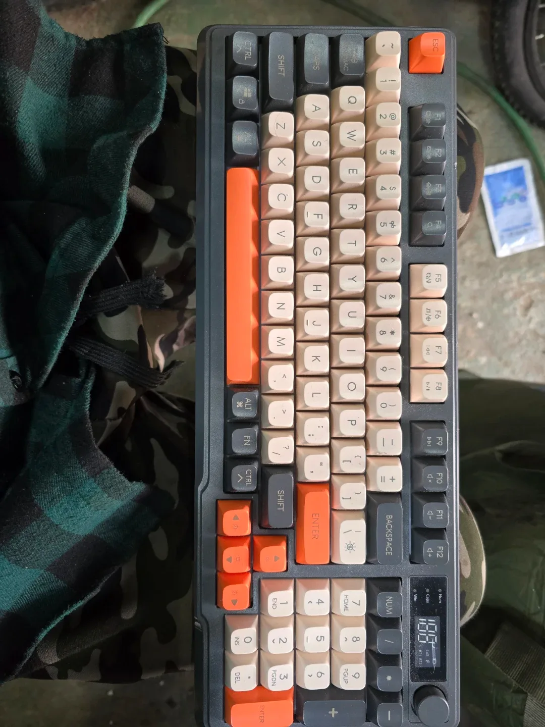 FREEWOLF M96 듀얼 모드 무선 키보드