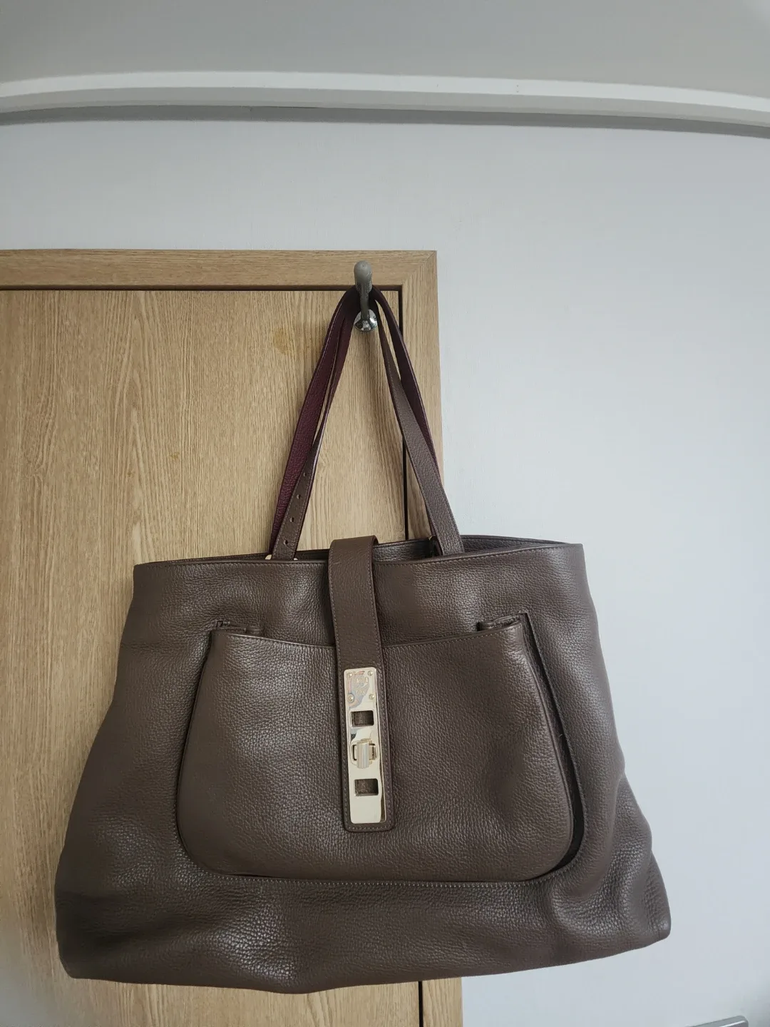 MCM 가죽 토트백 브라운