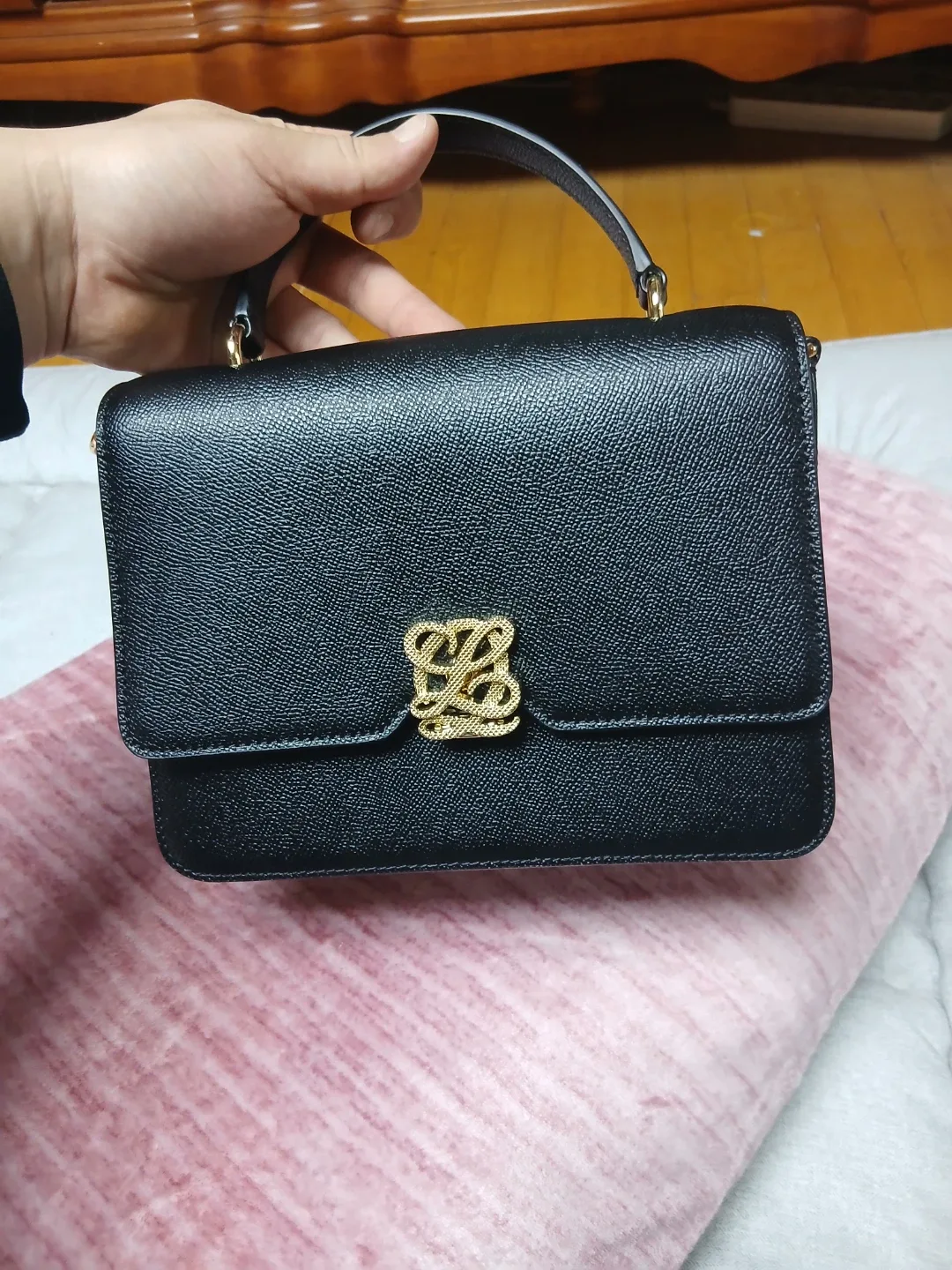 루이까또즈 블랙 크로스백 겸 숄더백