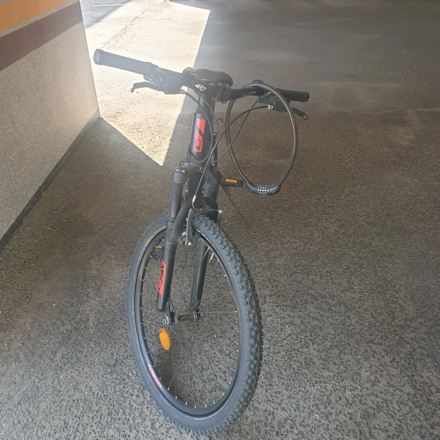 칼라스 10 26인치 검정 자전거