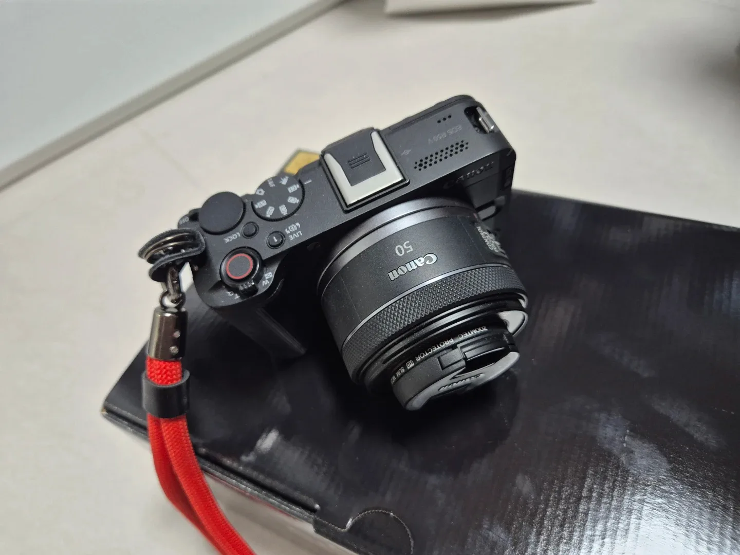 캐논 EOS R50 미러리스 카메라 14-30mm 렌즈
