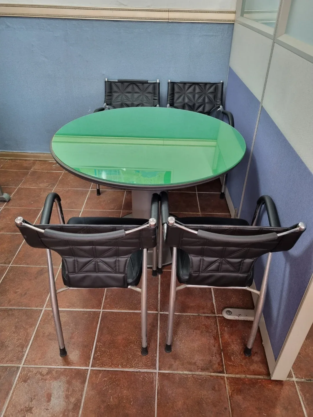 원형 유리 테이블 + 의자 세트