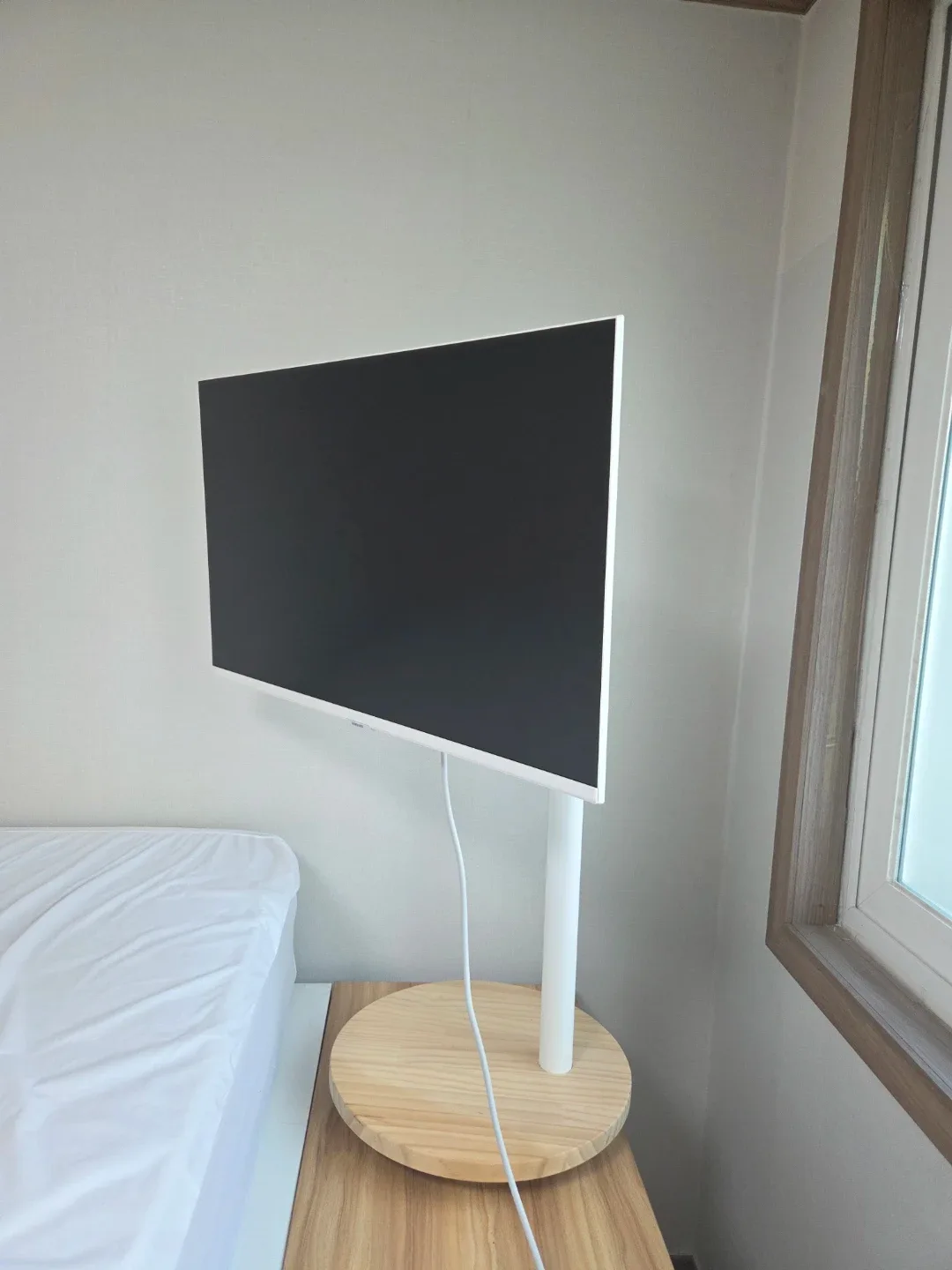 삼성 32인치 LED 스탠드 모니터 S32BM501EK