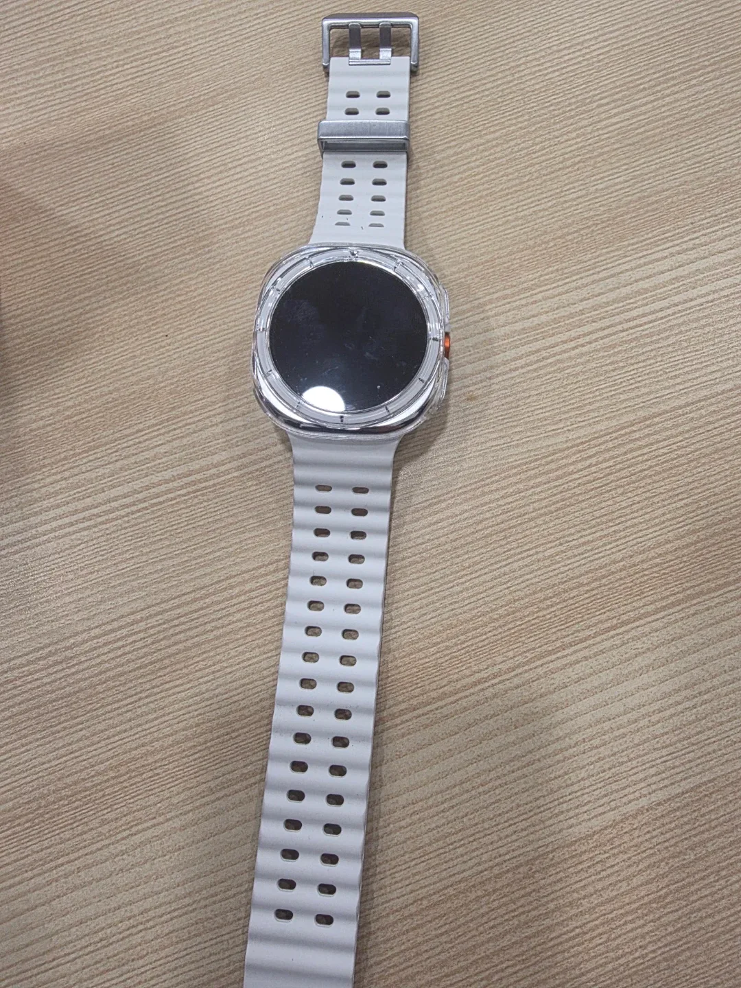 갤럭시 워치 울트라 47mm 2025 화이트 색상 블랙으로 교환원해요.