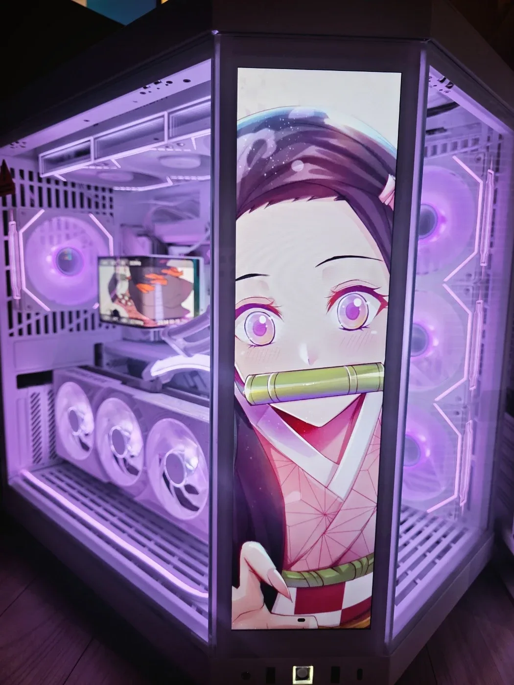 9800X3D RTX5080 Y70 어항컴퓨터 팔아욤