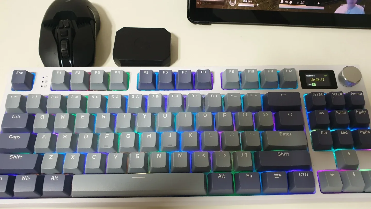 조약돌 무선키보드랑 G903 마우스 세트 팔아요