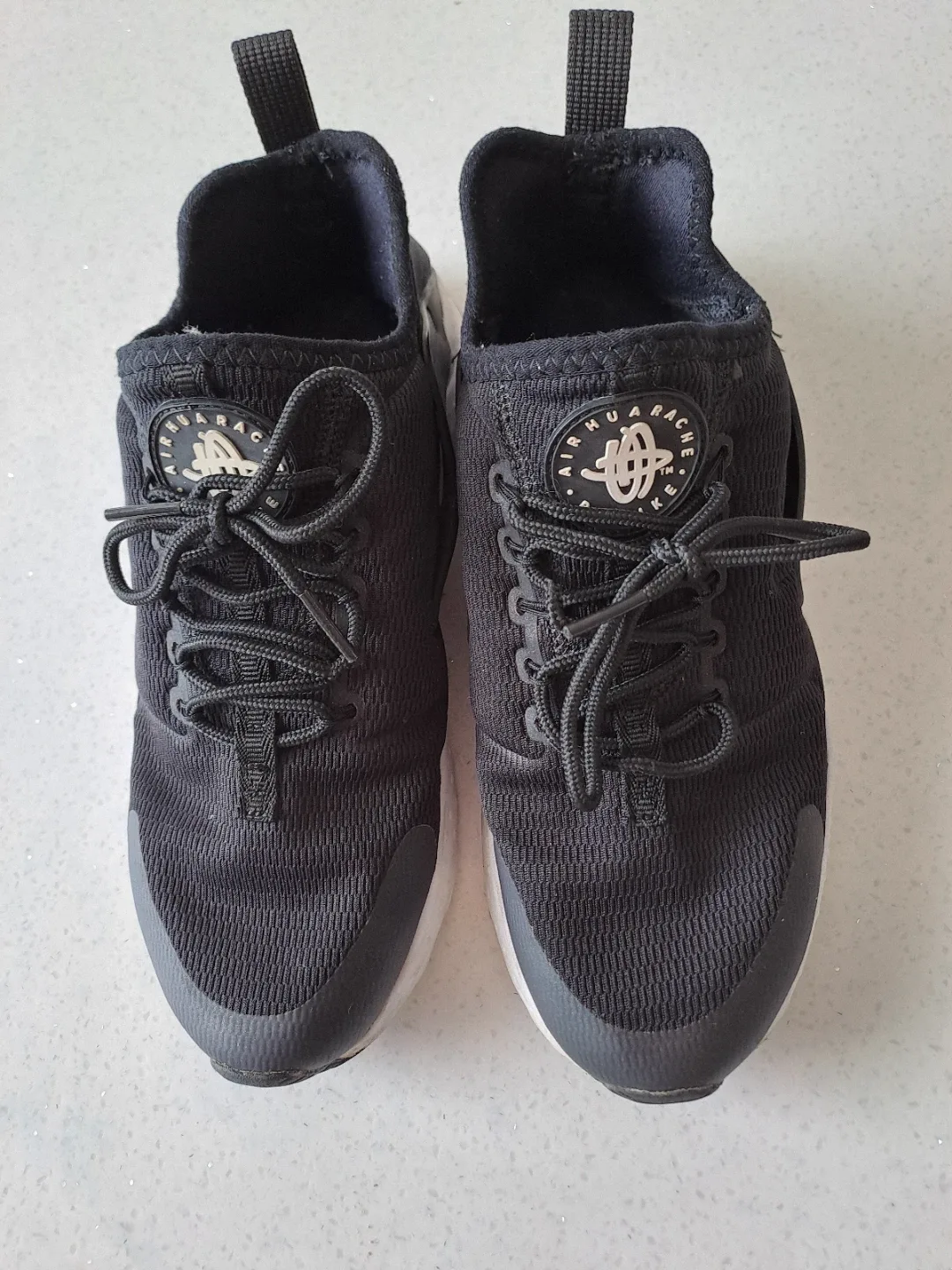 나이키 에어 허라취 올블랙 운동화