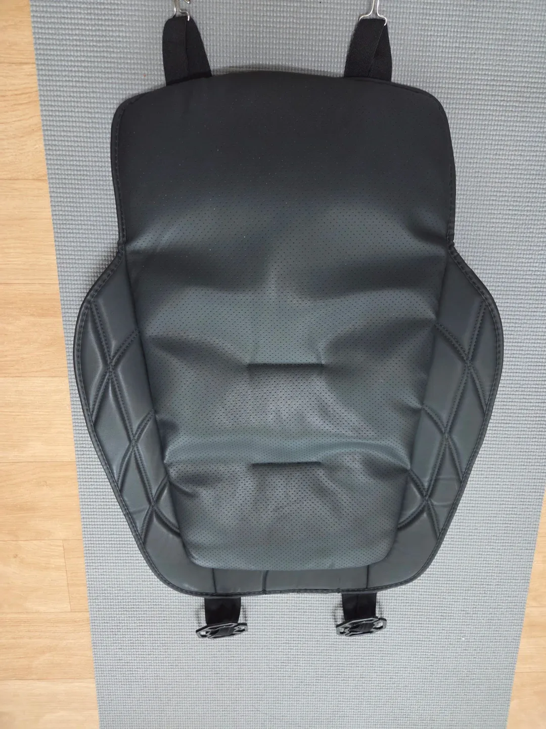 블랙 카시트 (차량용 방석)