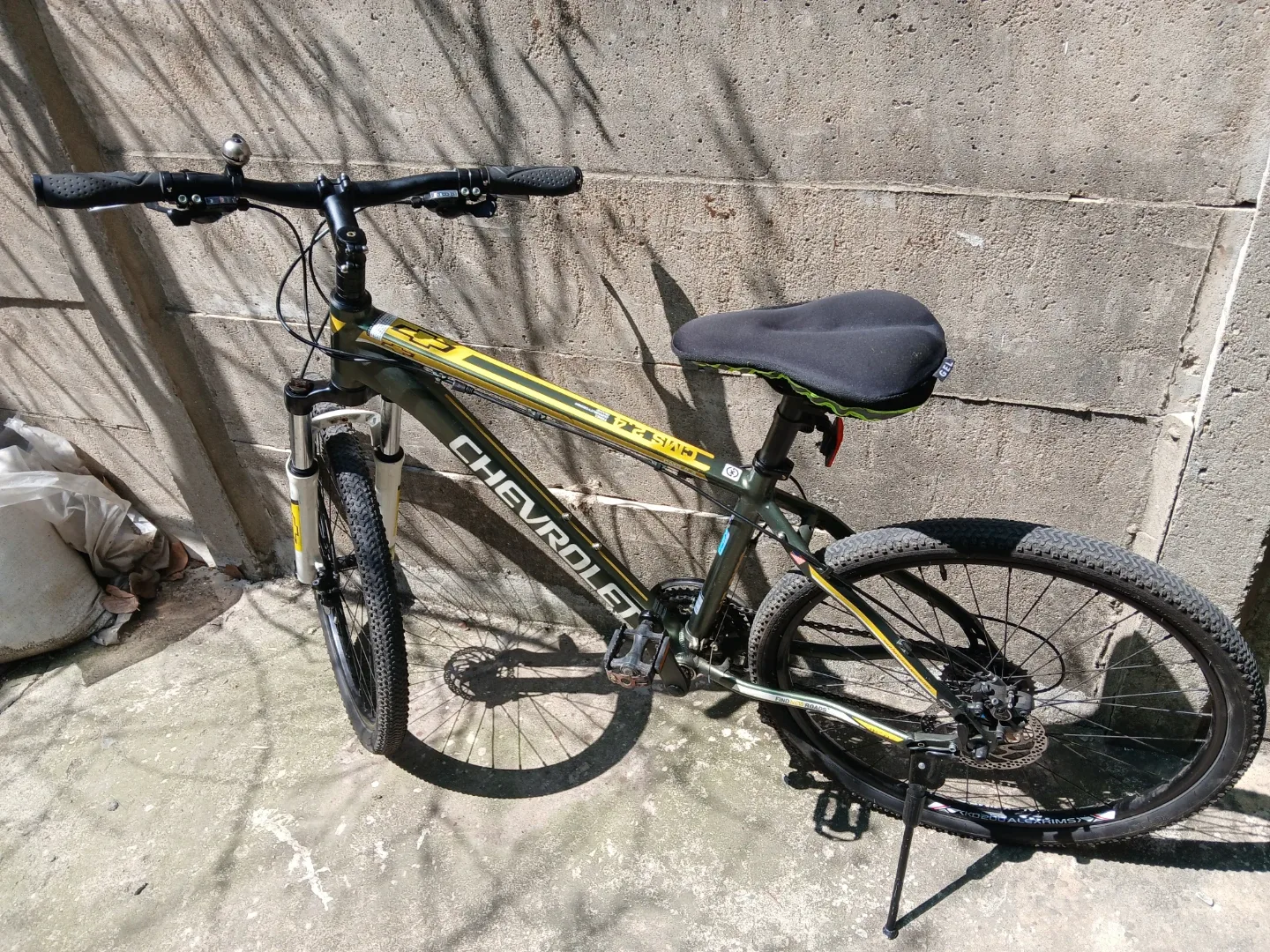 쉐보레 MTB 자전거 (헬멧, 가방 포함)