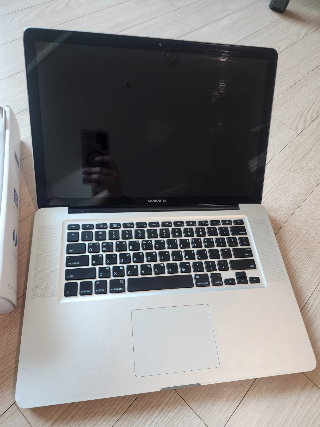 맥북 프로 15인치 (MacBook Pro 15-inch)